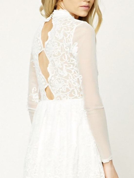 Forever 21 Dresses & Skirts - Forever 21 White Lace Long-Sleeve Keyhole Back Dress